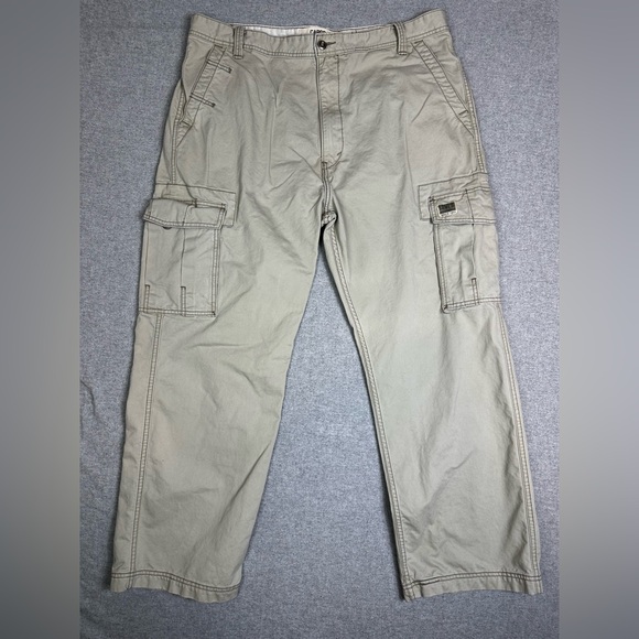 Levi's Cargo Pants Mens 40x30 Khaki Loose Straight 100% Cotton Utility Workwear - Picture 1 of 9